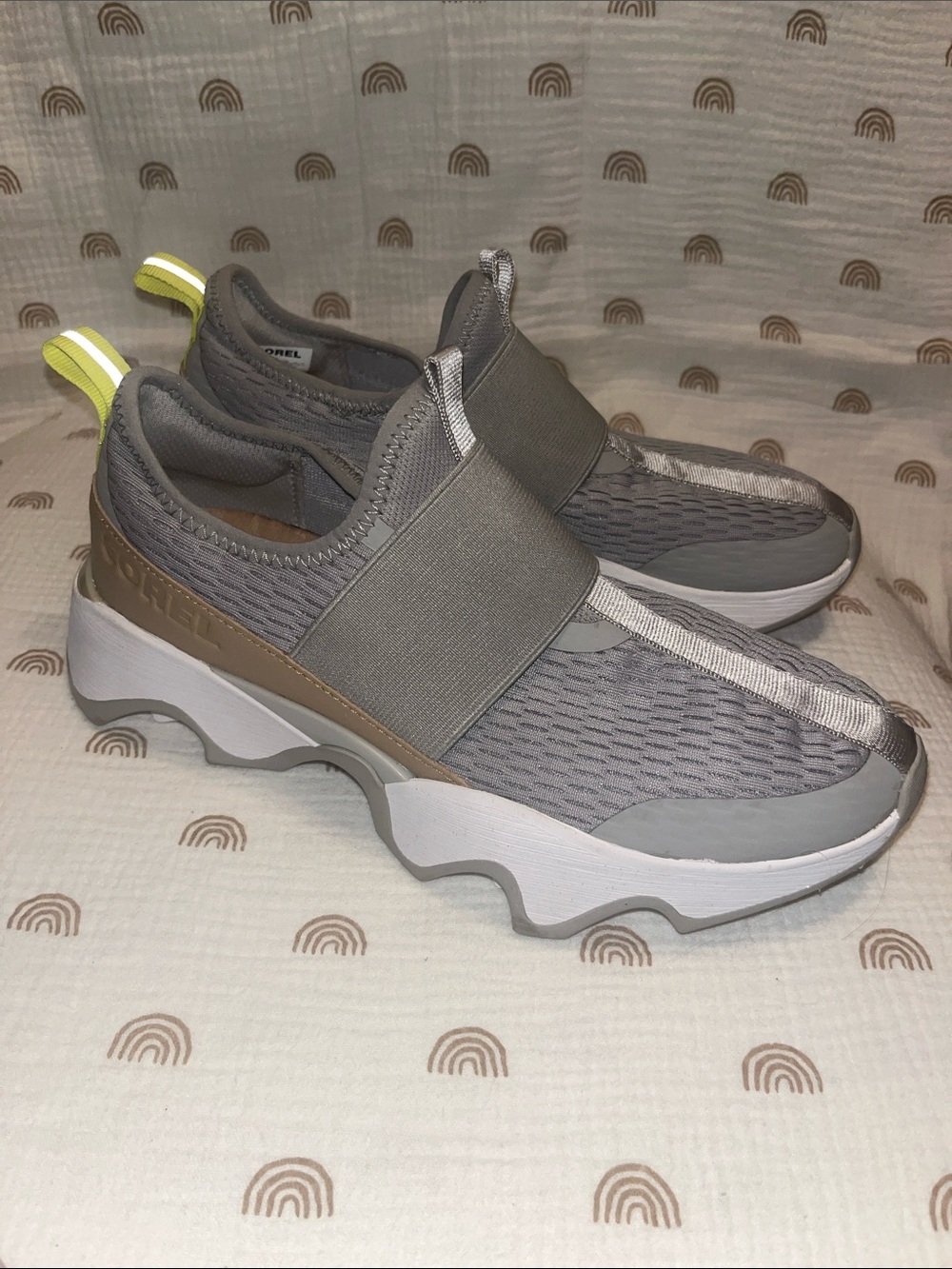 Sorel Gray Slip-On Mesh Sneakers with Yellow Heel Tabo Size 7.5